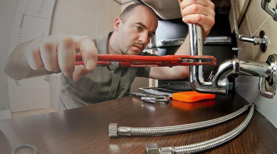 Expert burst pipe repair services in Perry, OH